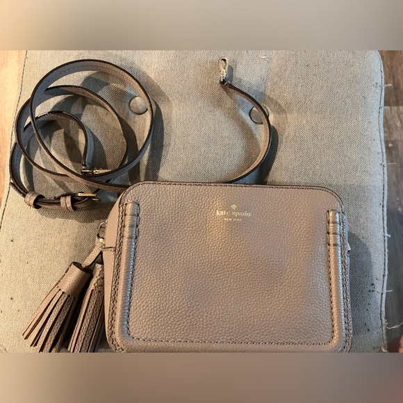 kate spade Handbags - Kate Spade Orchard street arla grayish purse.